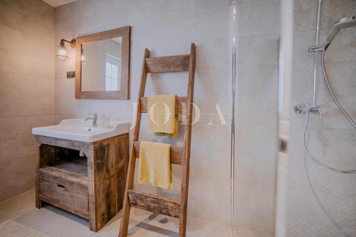 Casa in ottima posizione a soli 50 m dal mare - baia di Soline