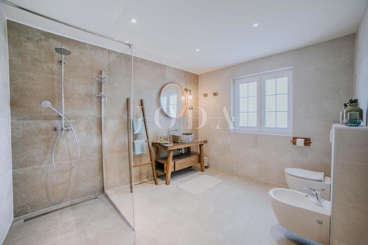 Casa in ottima posizione a soli 50 m dal mare - baia di Soline