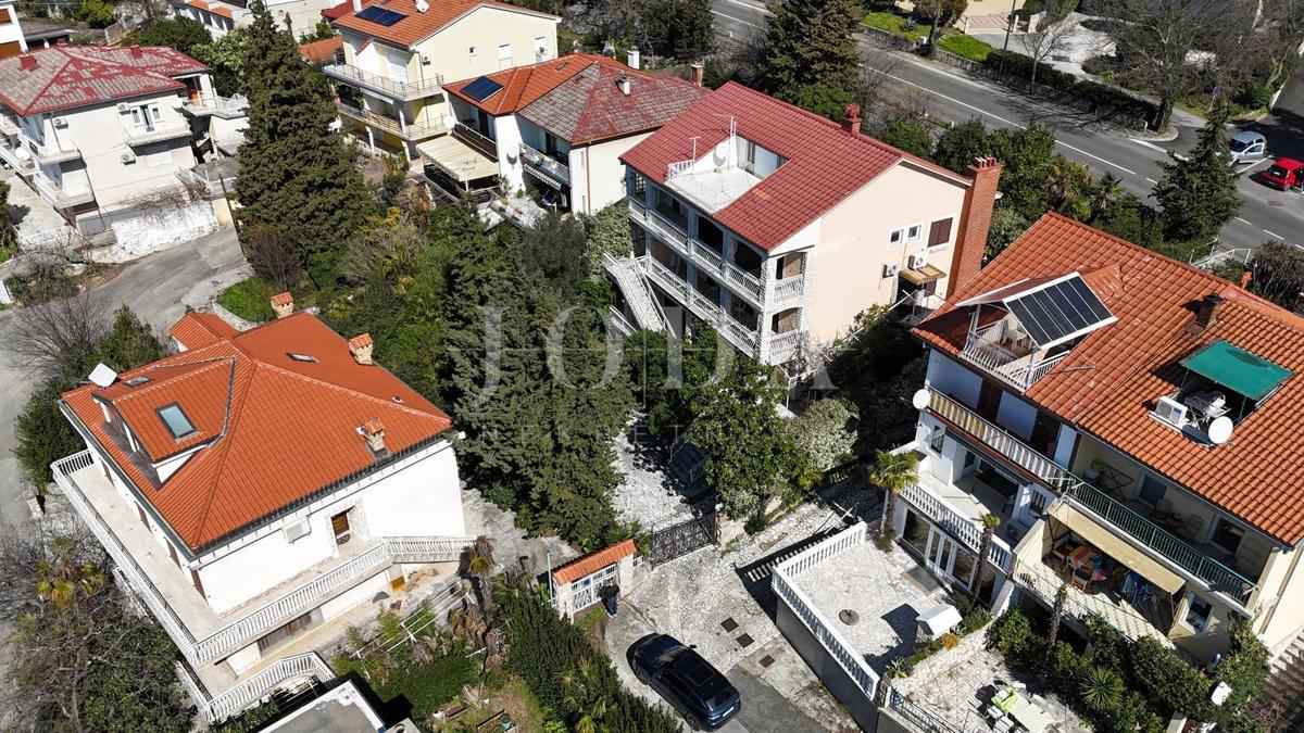 Ampia casa a Crikvenica – Investimento ideale per il turismo