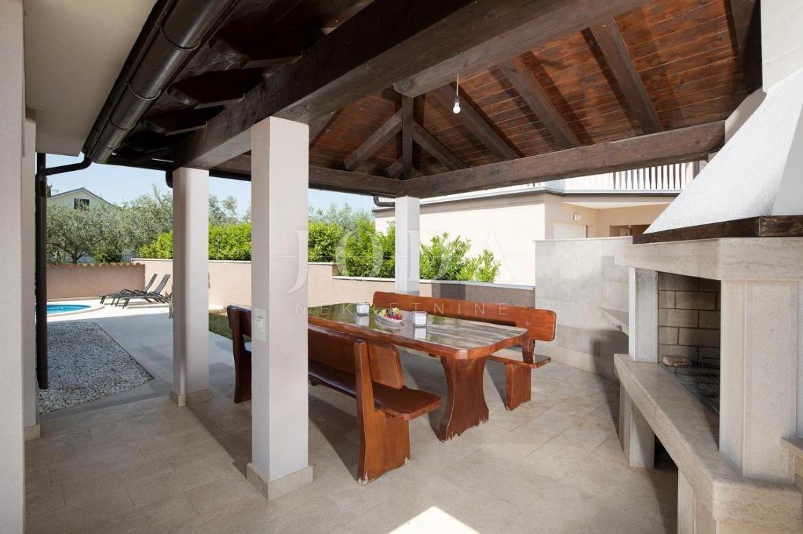 Casa Loborika, Marčana, 210m2