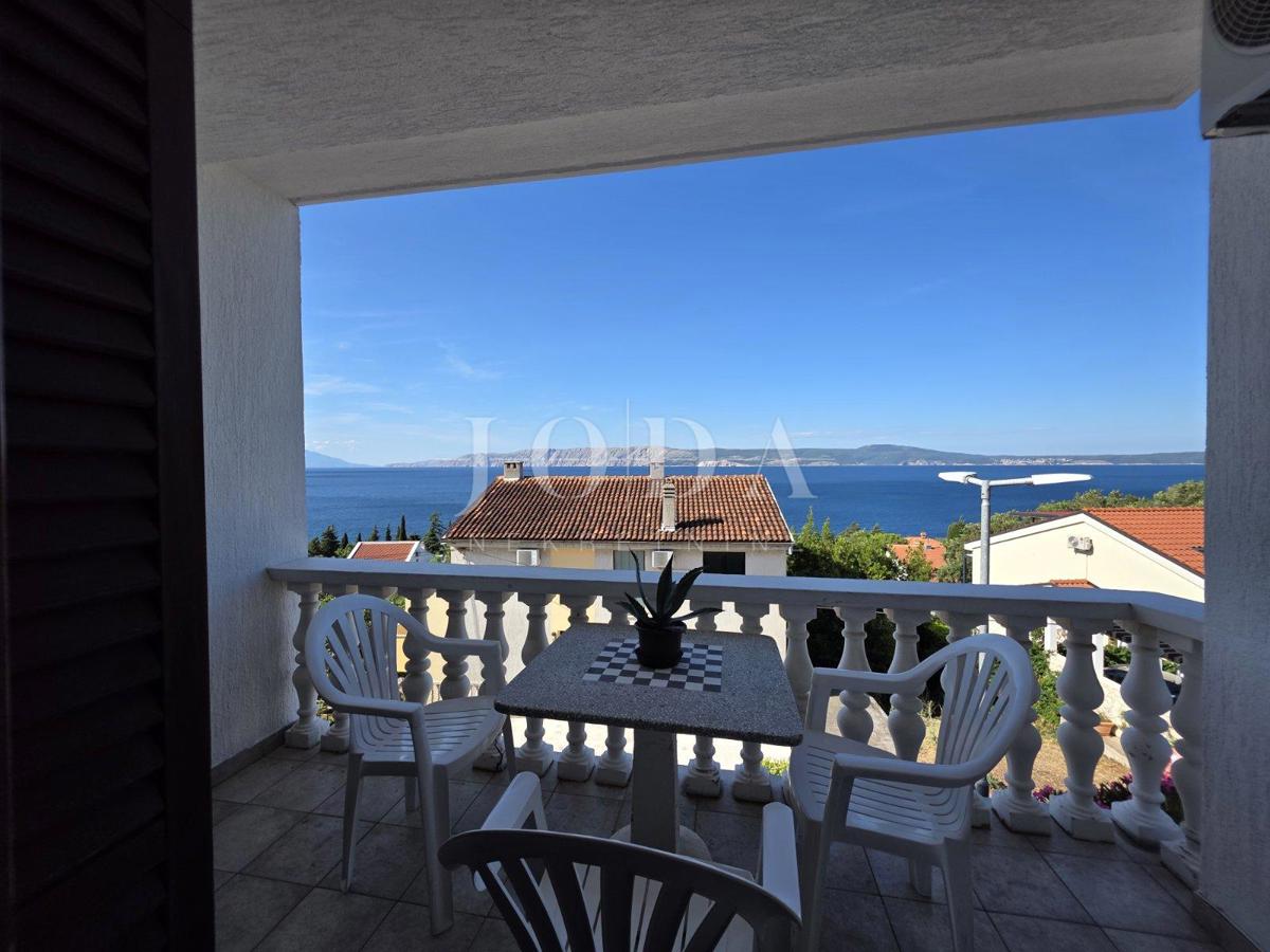 NOVI VINODOLSKI, Costa di Bribir, appartamento a 150m dal mare