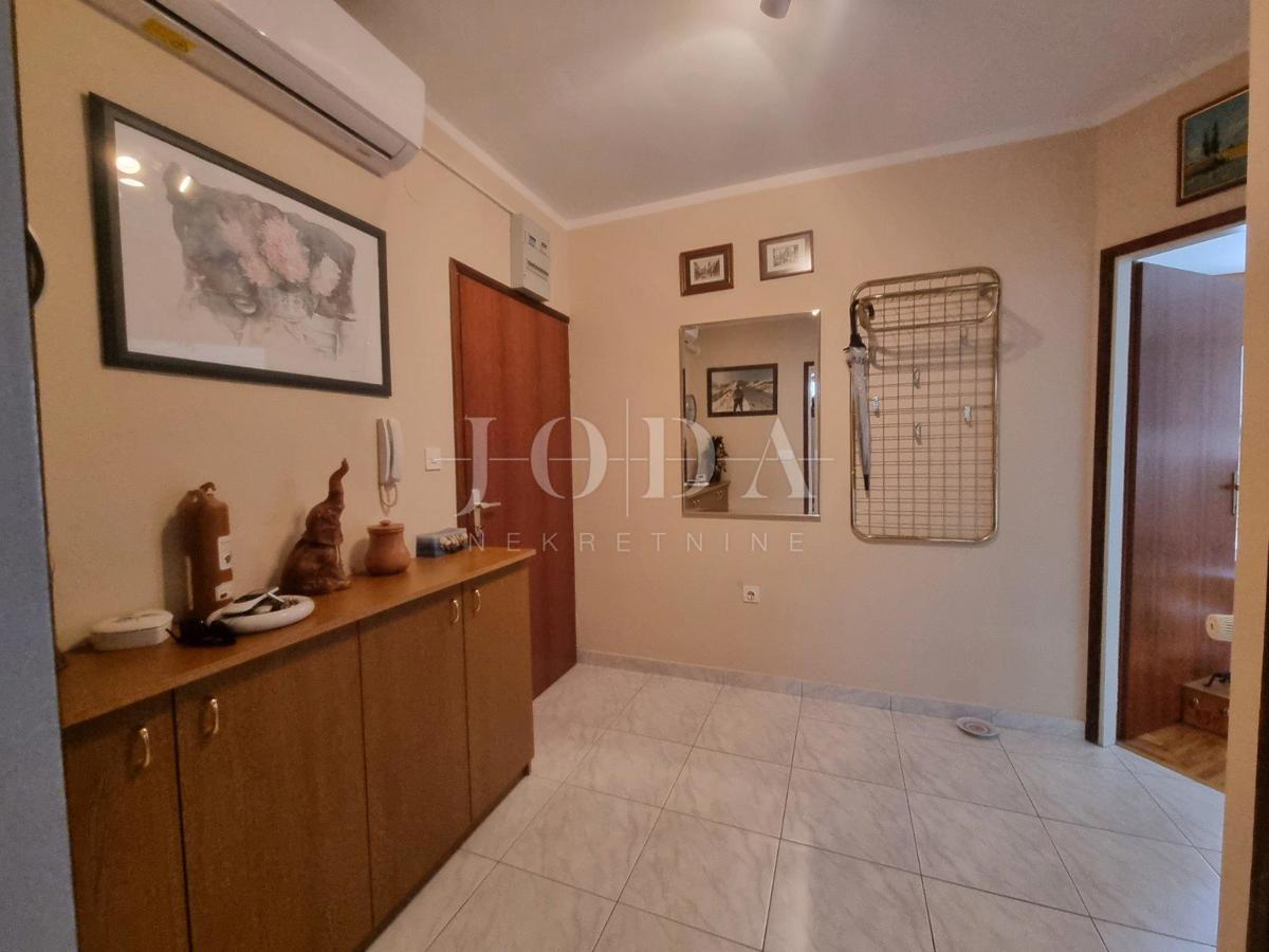 NOVI VINODOLSKI, Costa di Bribir, appartamento a 150m dal mare