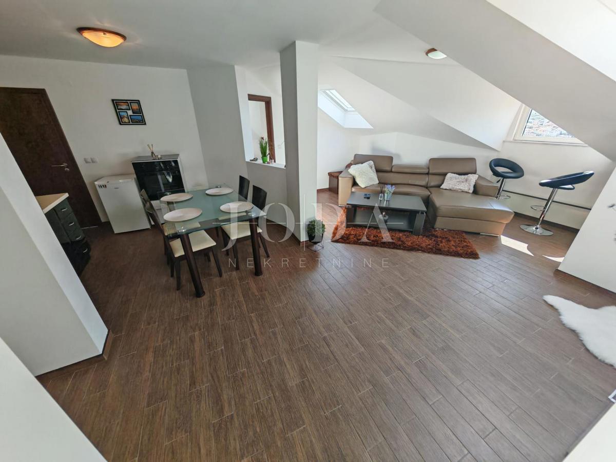 Appartamento pulito in una posizione tranquilla