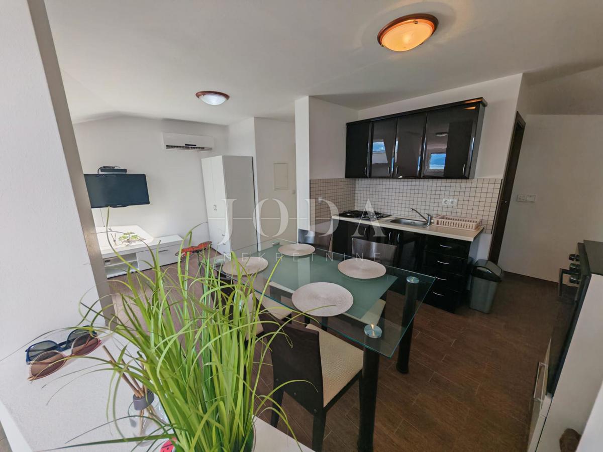 Appartamento pulito in una posizione tranquilla