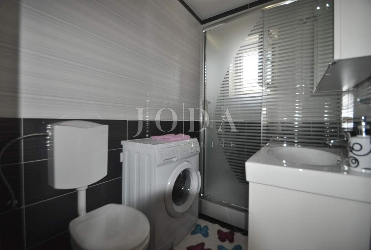 Appartamento con vista mare aperta a Vrbnik