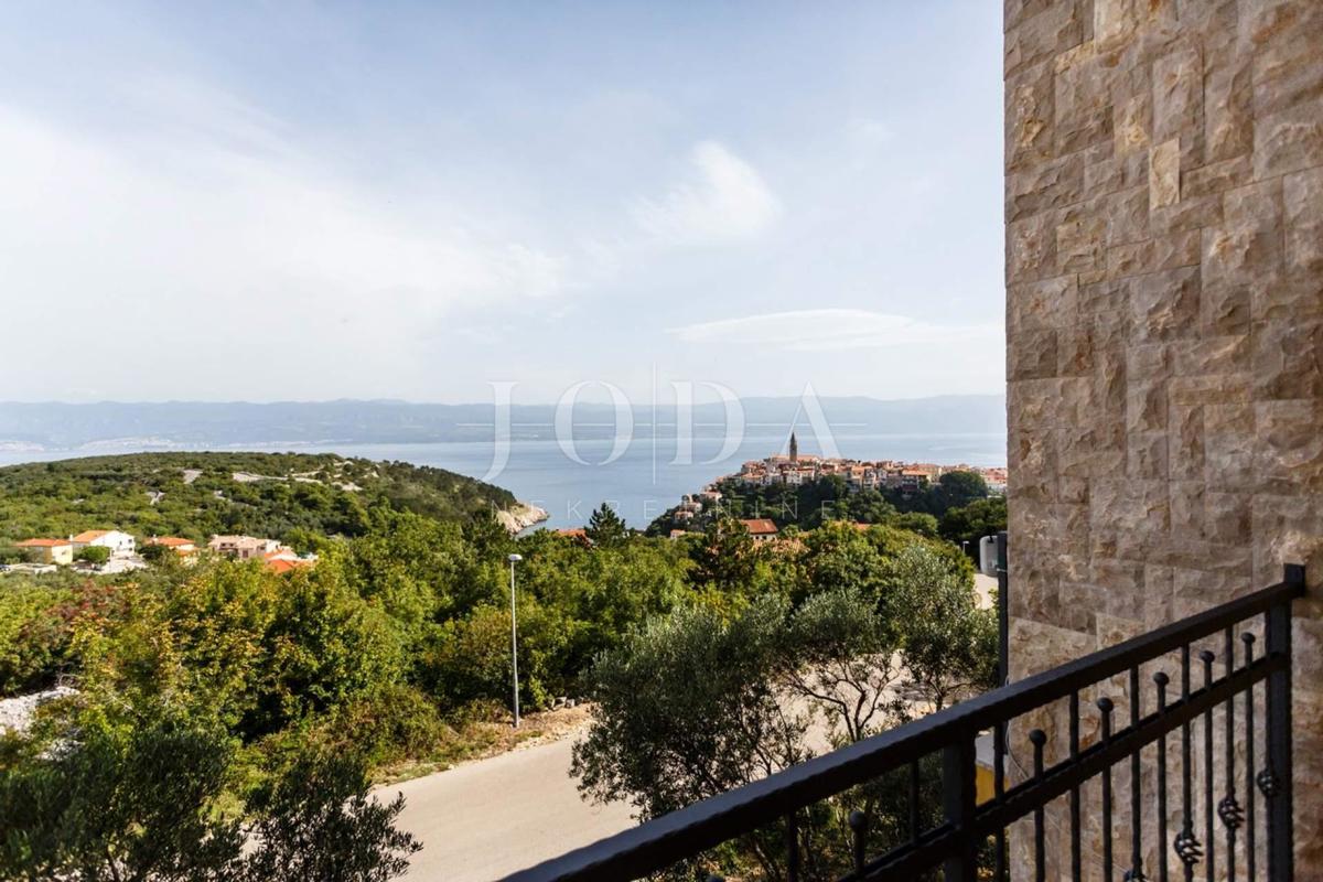 Appartamento con vista mare aperta a Vrbnik