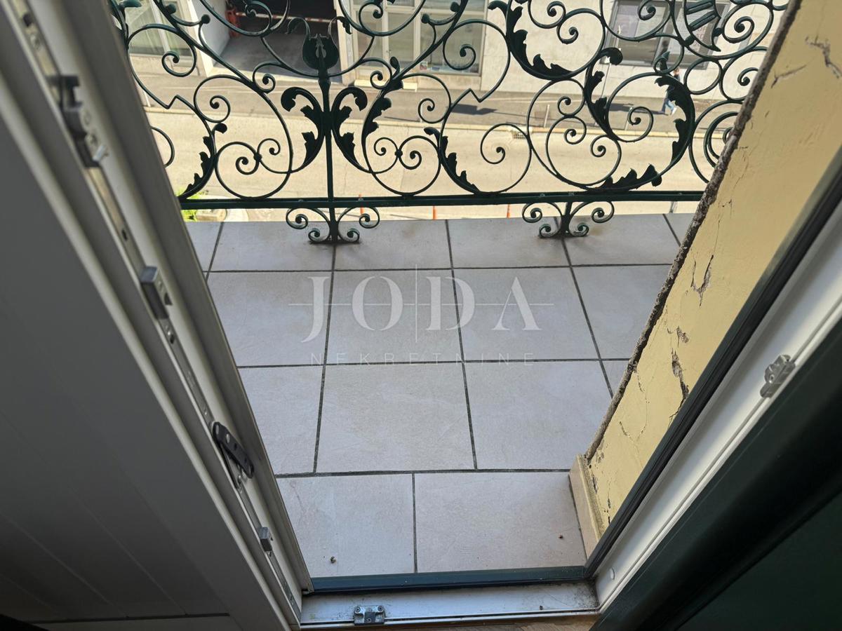 Rijeka - spazioso appartamento in centro