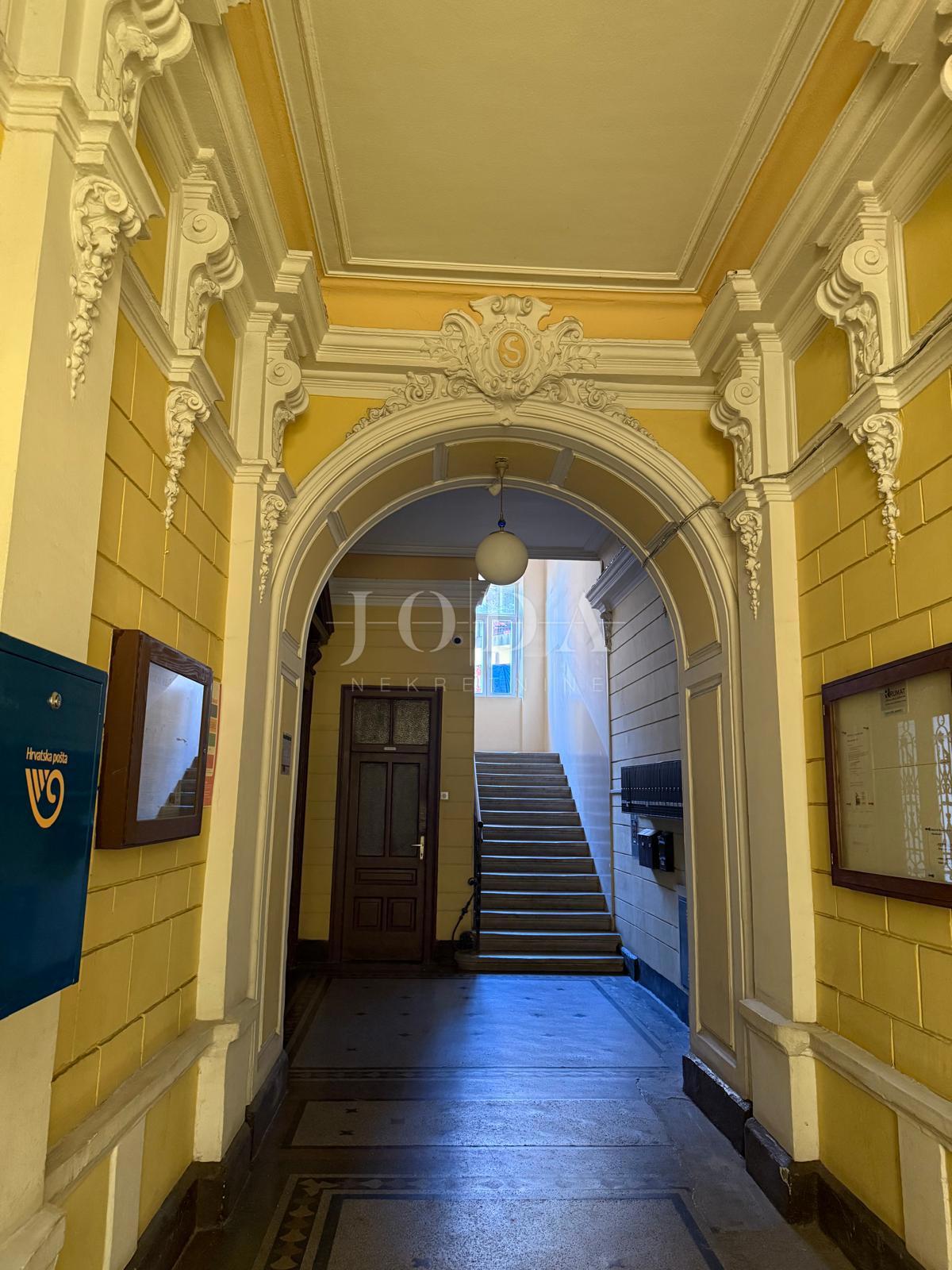 Rijeka - spazioso appartamento in centro