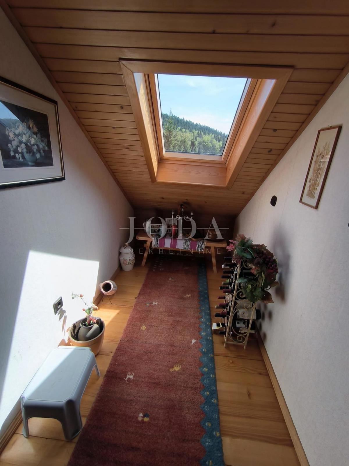 Casa Ravna Gora, 119m2