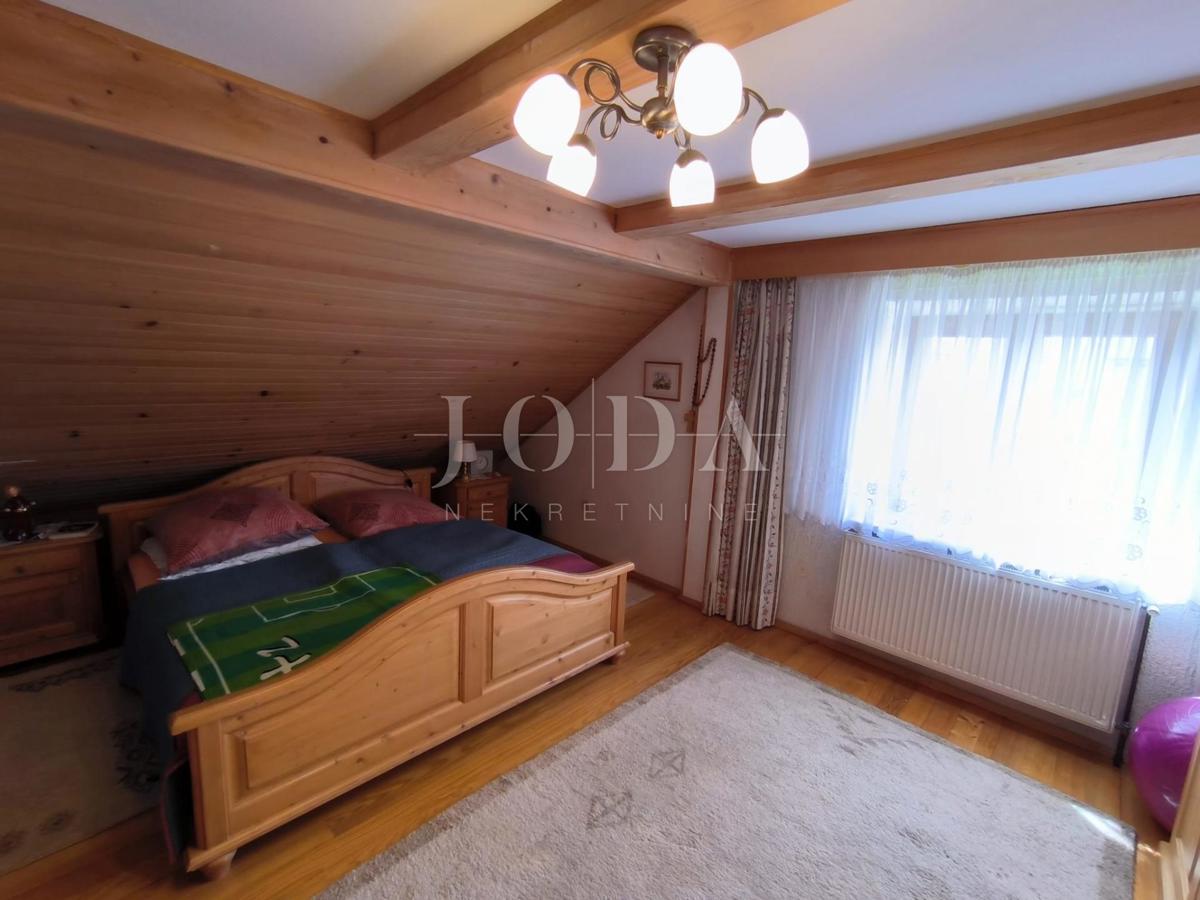 Casa Ravna Gora, 119m2