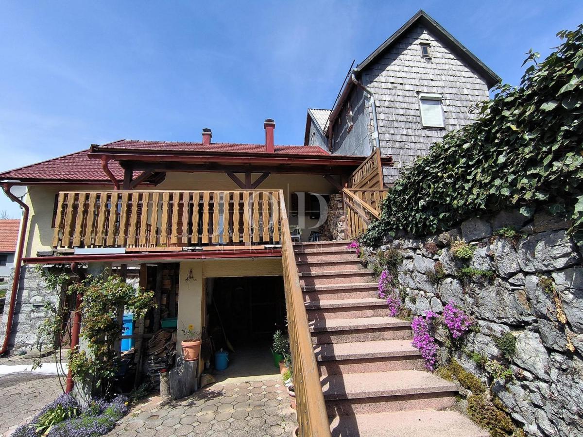 Casa Ravna Gora, 119m2