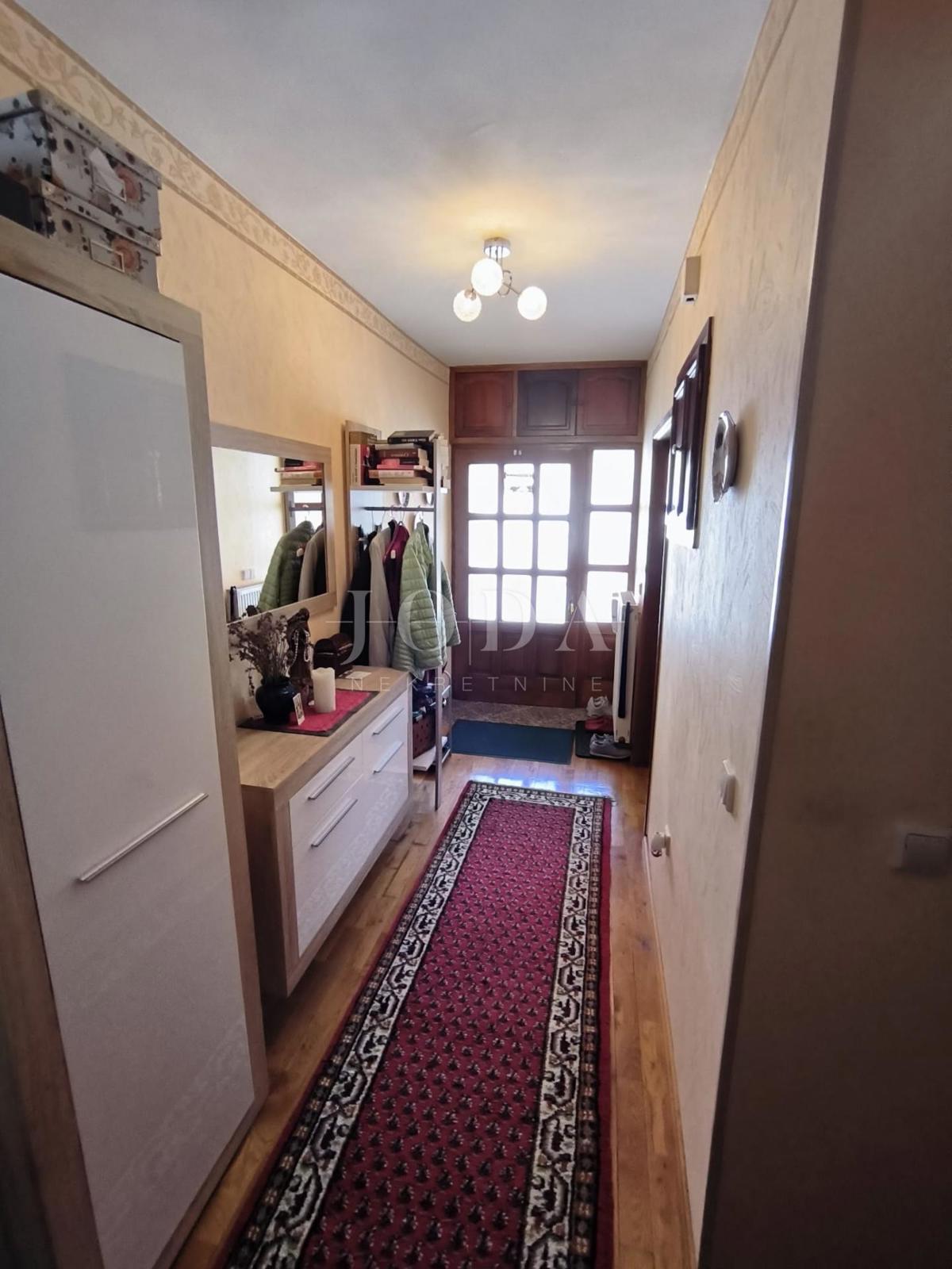 Casa Ravna Gora, 119m2