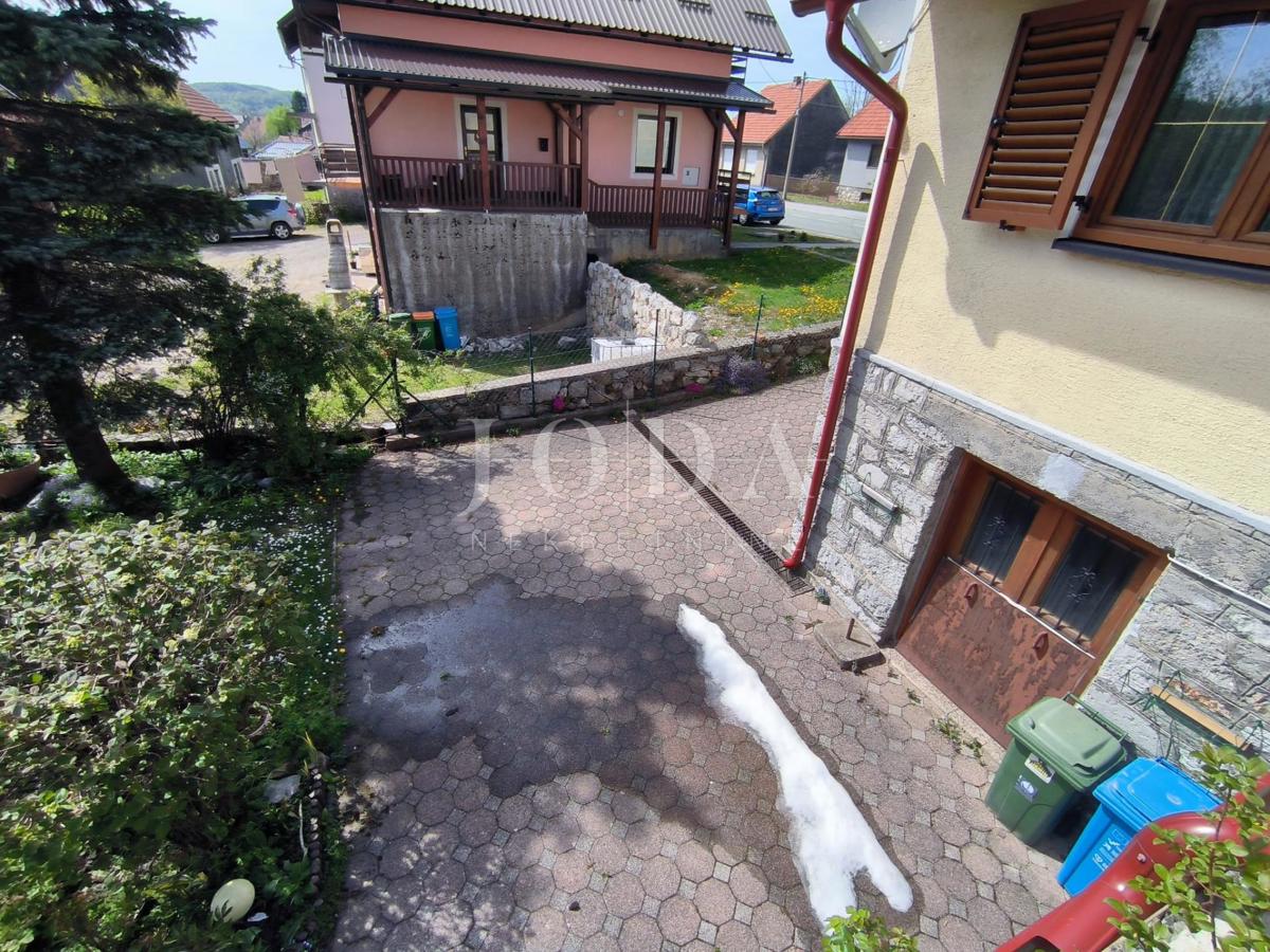 Casa Ravna Gora, 119m2