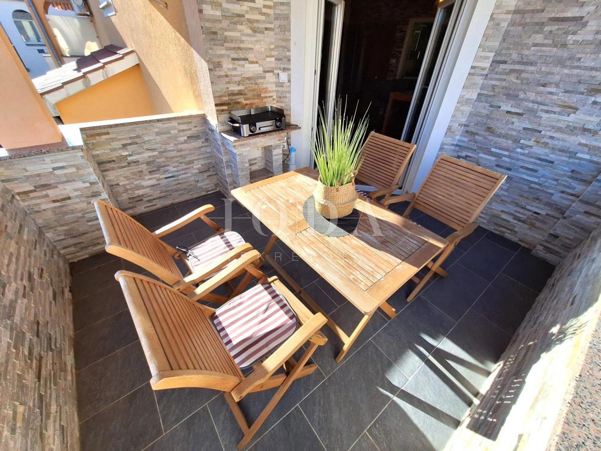 Malinska – due appartamenti con giardino e parcheggio