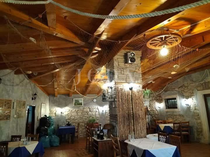 Casa Brtonigla, 332m2