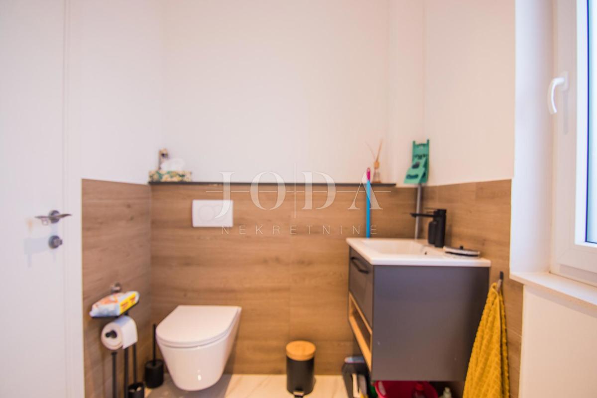 Casa Kornić, Krk, 291,71m2