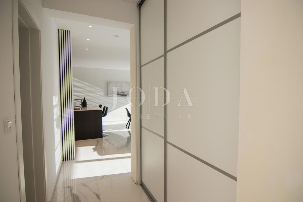 Casa Kornić, Krk, 291,71m2