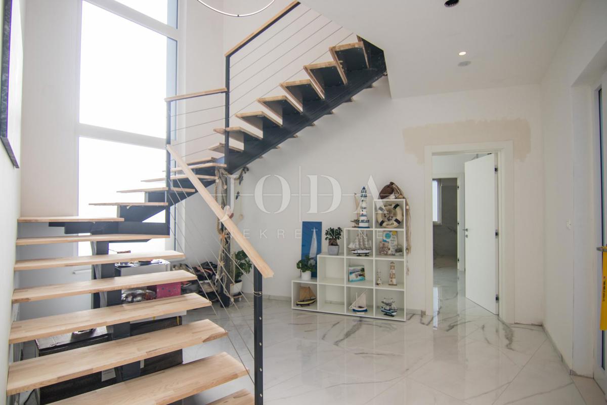 Casa Kornić, Krk, 291,71m2