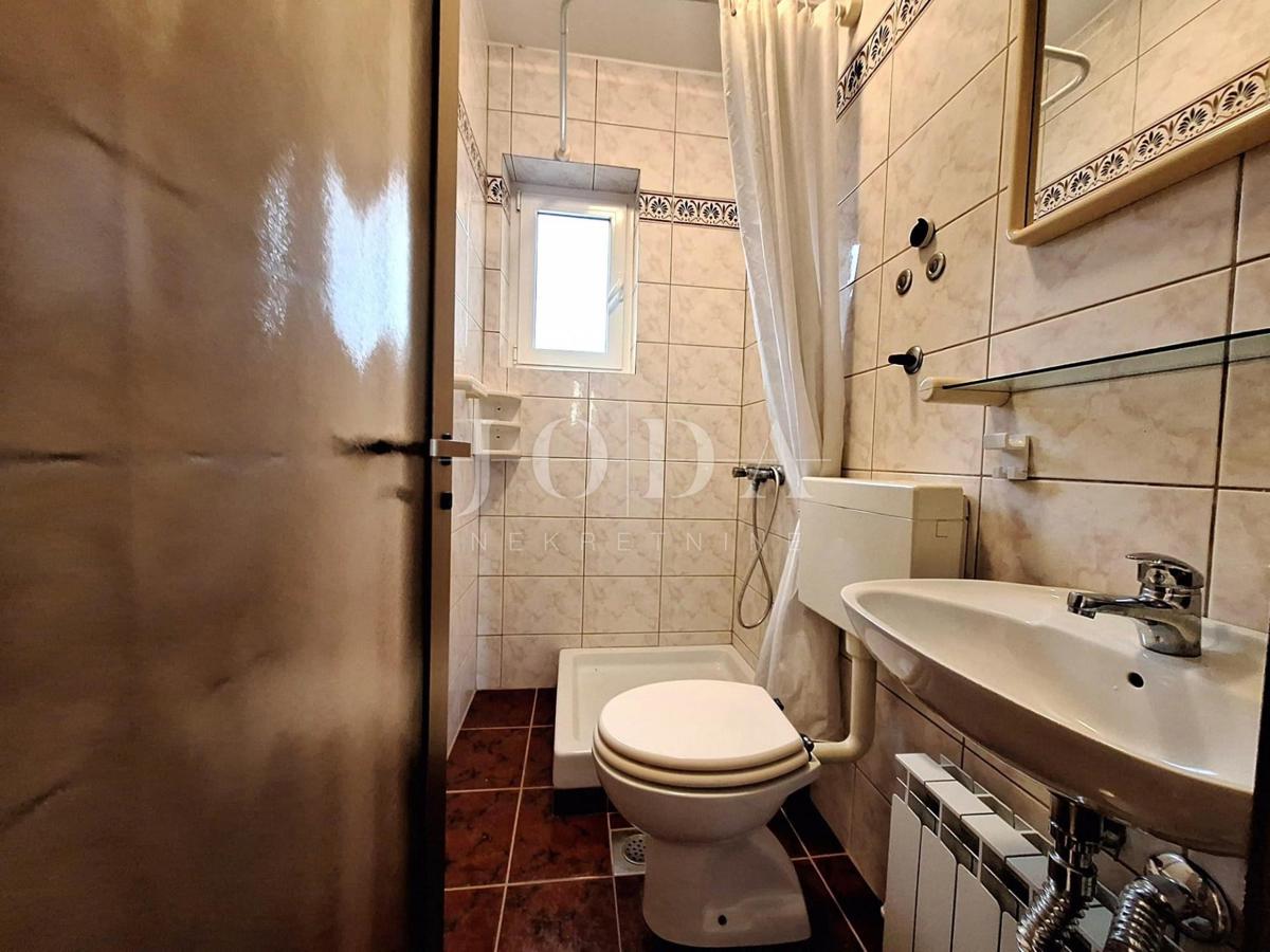 Casa con giardino e piscina in ottima posizione, Krk