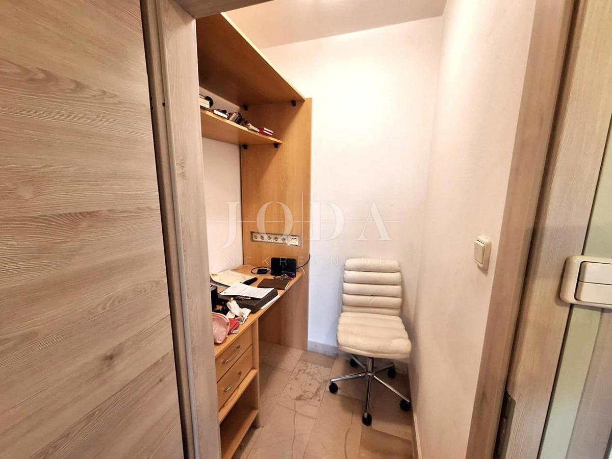 Casa con giardino e piscina in ottima posizione, Krk