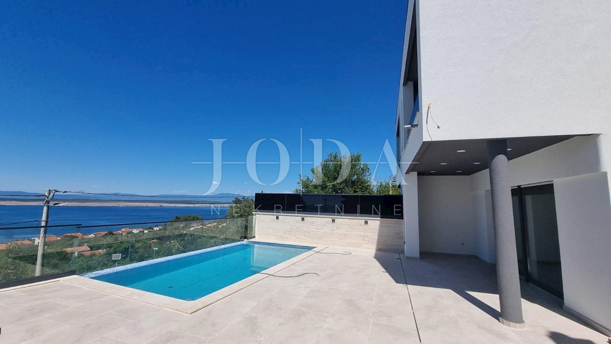 Dramalj casa moderna con piscina e vista panoramica sul mare