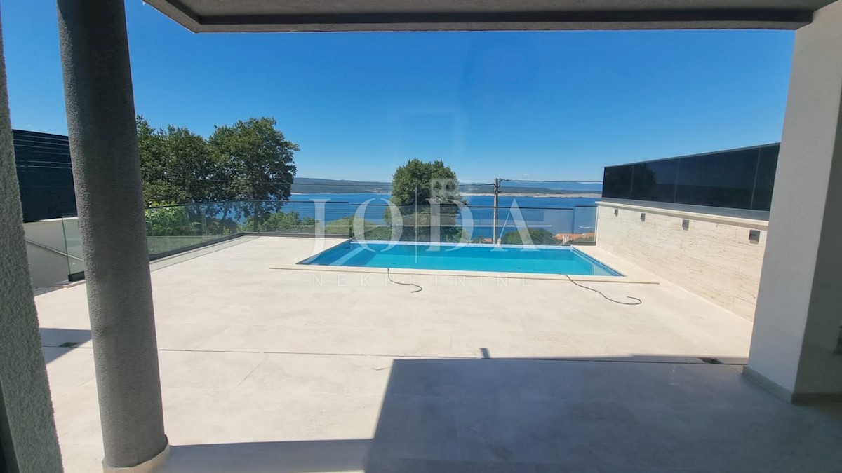 Dramalj casa moderna con piscina e vista panoramica sul mare