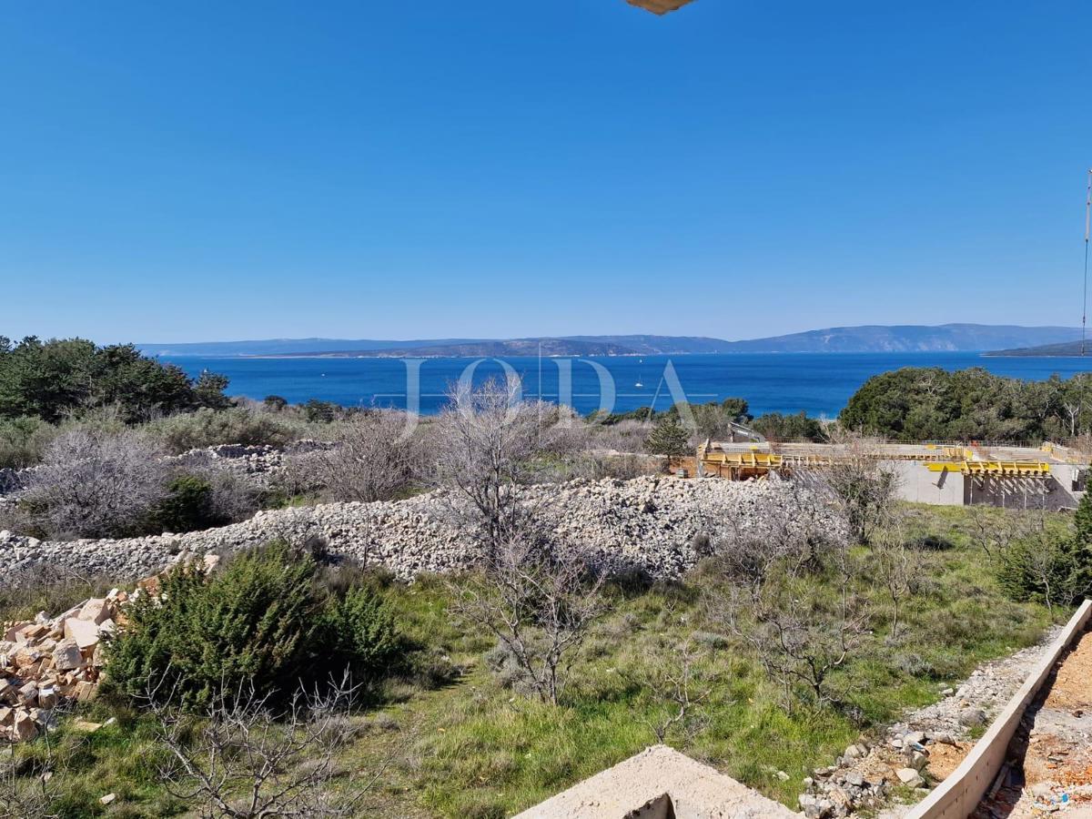 Apartment with sea view and garden, new building, Punat