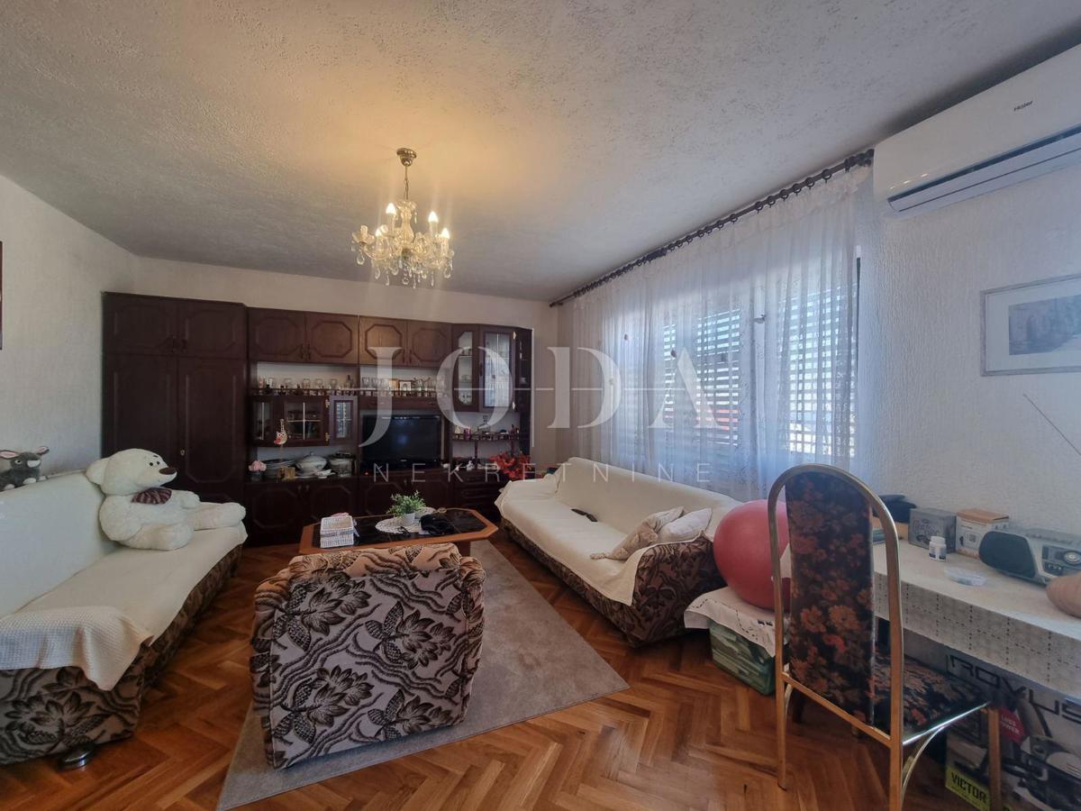 Casa Senj, 244m2