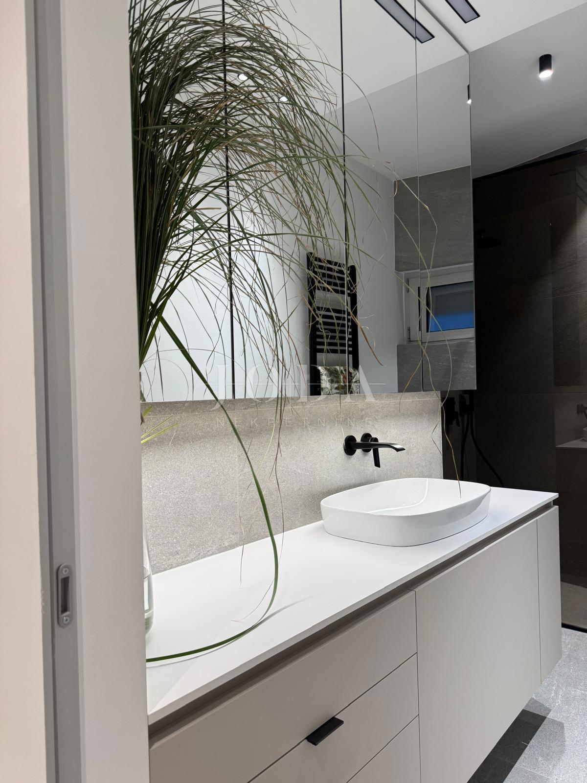 Appartamento moderno, nuova costruzione, città di Veglia