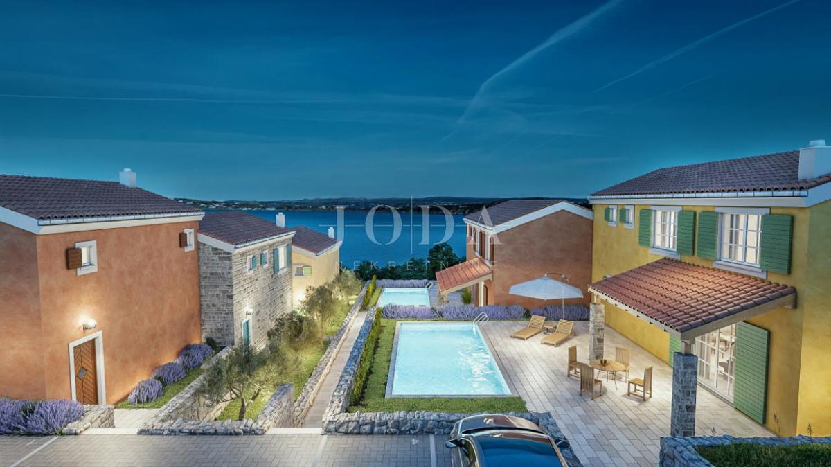Casa di nuova costruzione a Crikvenica con piscina