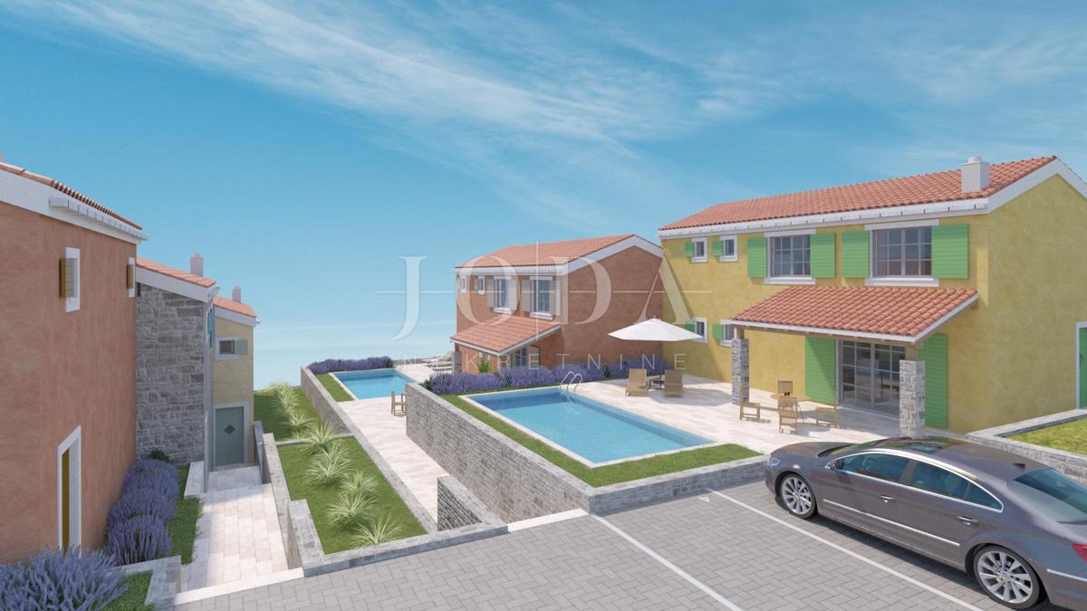 Casa di nuova costruzione a Crikvenica con piscina
