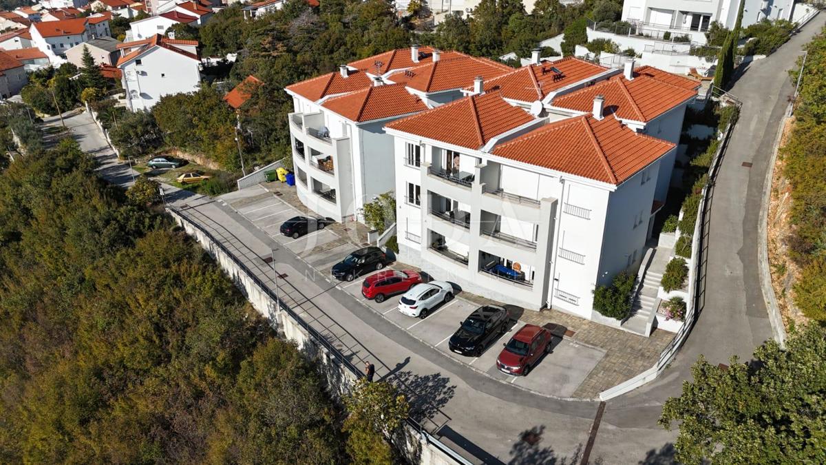 Crikvenica, appartamento moderno con piscina