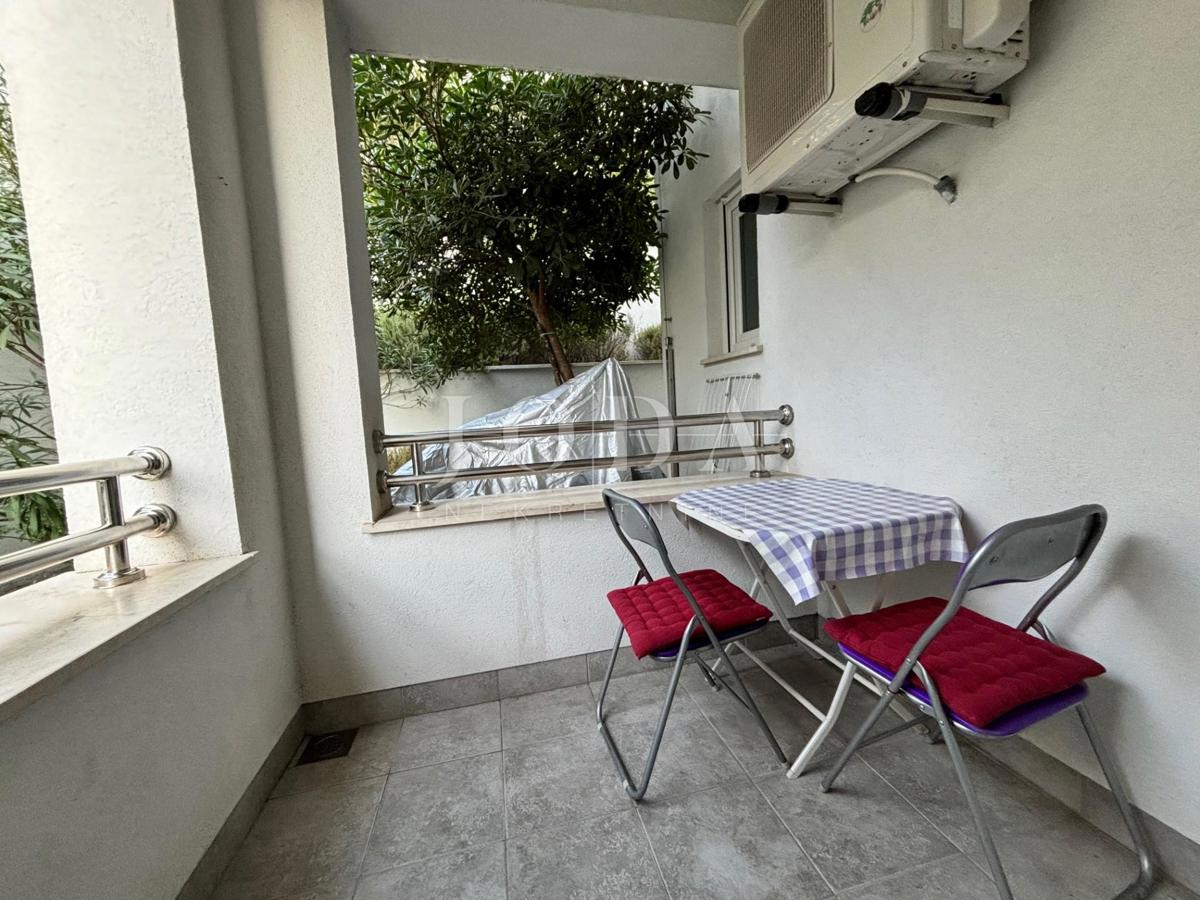 Crikvenica, appartamento moderno con piscina