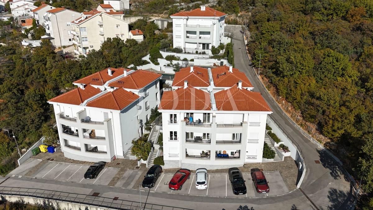 Crikvenica, appartamento moderno con piscina