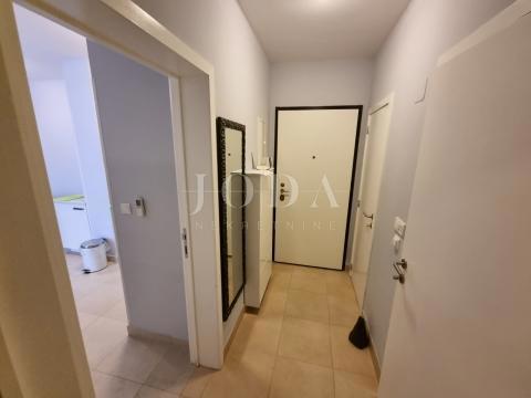 Crikvenica, appartamento moderno con piscina
