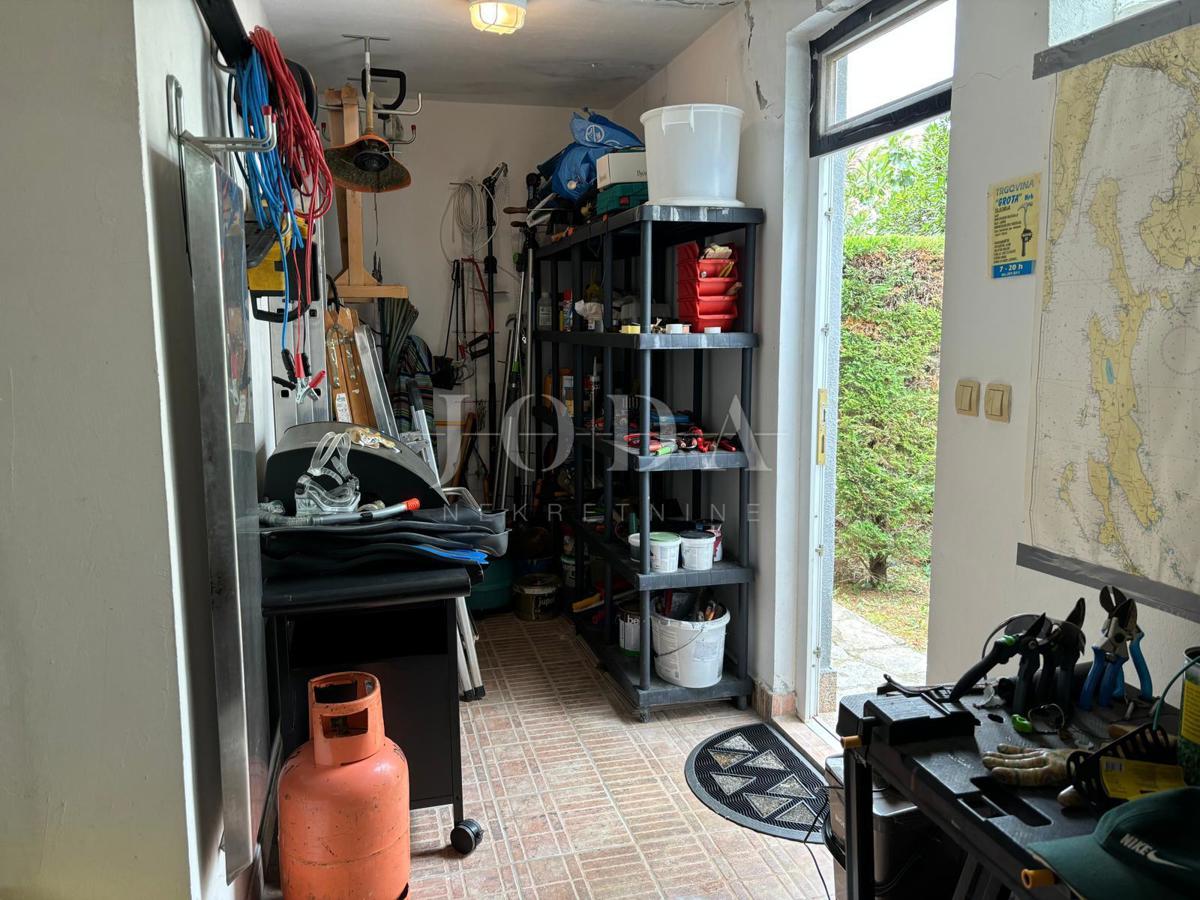 Una casa in una posizione straordinaria: la città di Krk