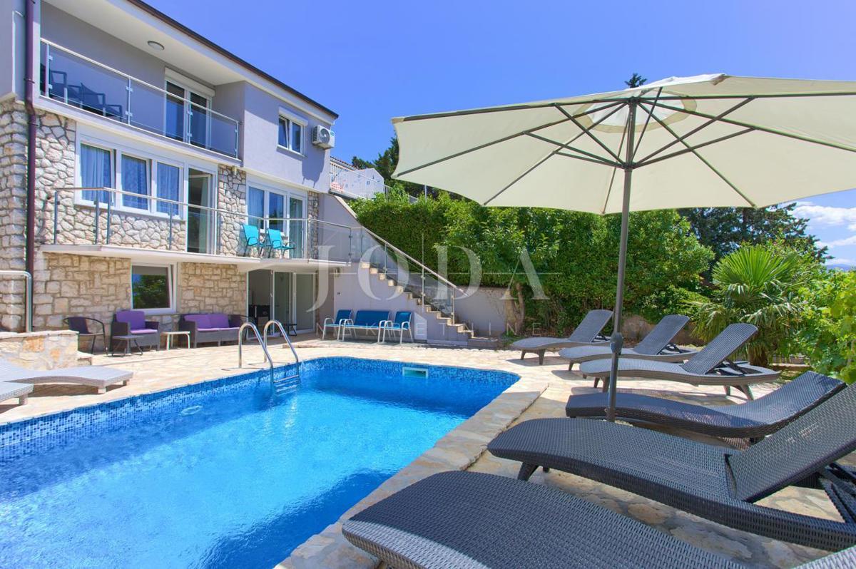 Novi Vinodolski, casa con piscina