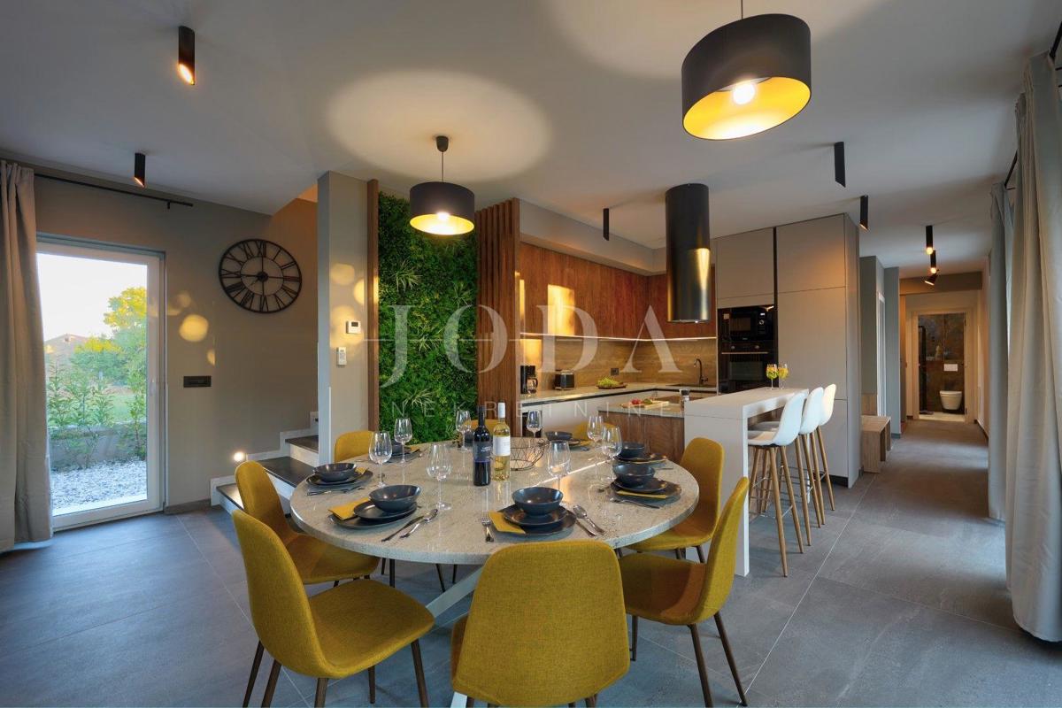 Casa Marčana, 198,45m2