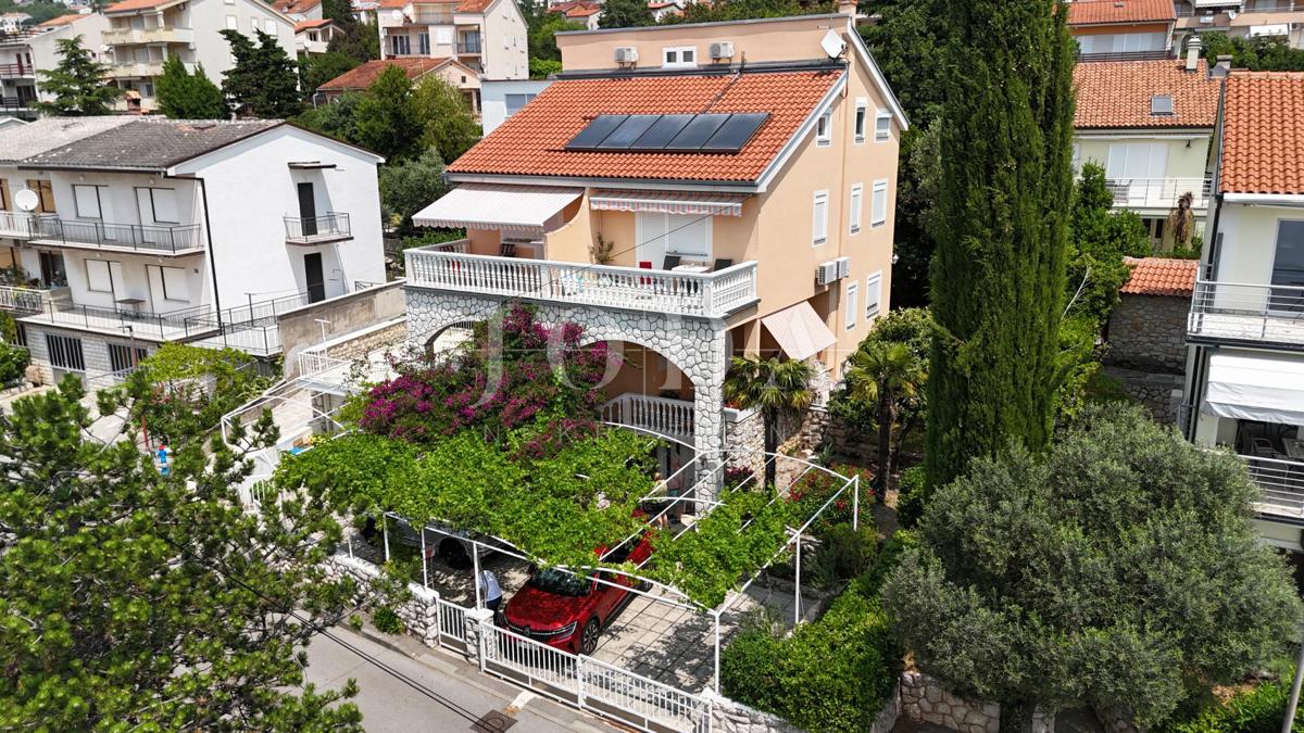 Casa con Appartamenti a 100 m dal Mare – Perfetta per Affitto Turistico