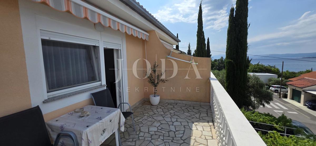 Casa con Appartamenti a 100 m dal Mare – Perfetta per Affitto Turistico