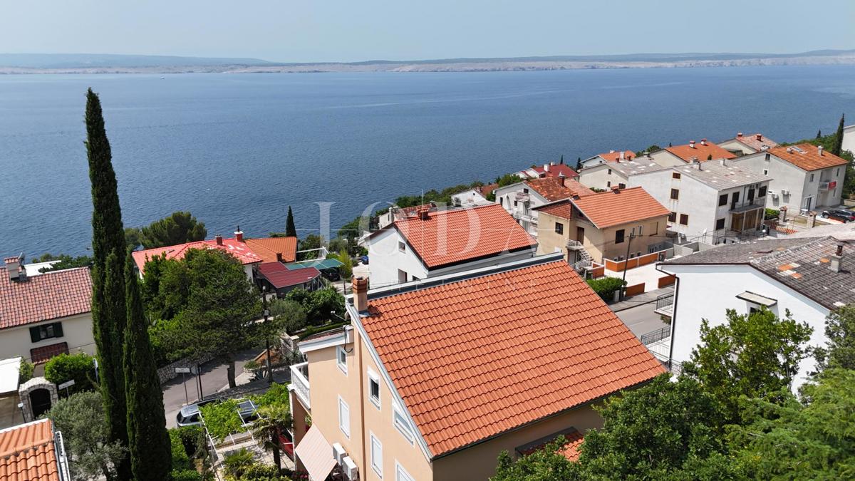 Casa con Appartamenti a 100 m dal Mare – Perfetta per Affitto Turistico