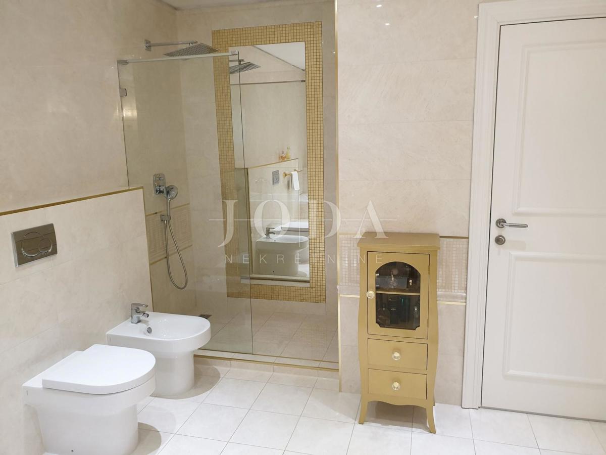 Casa Dramalj, Crikvenica, 204m2