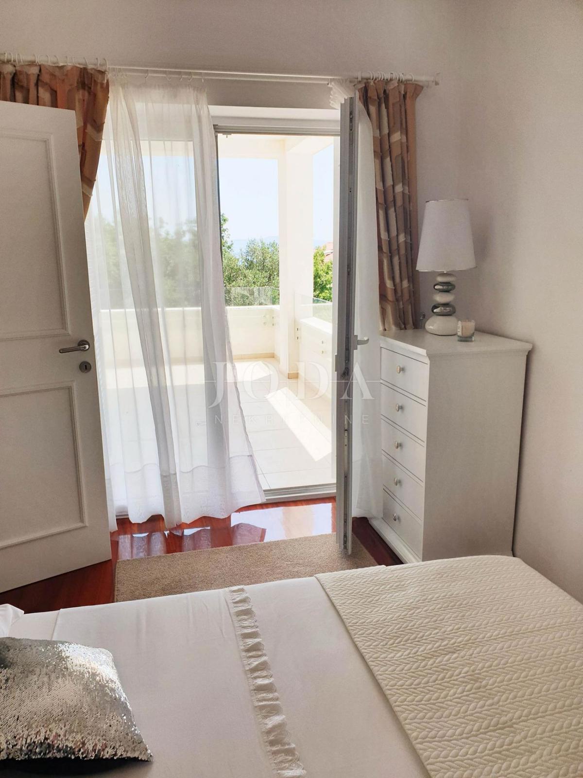 Casa Dramalj, Crikvenica, 204m2