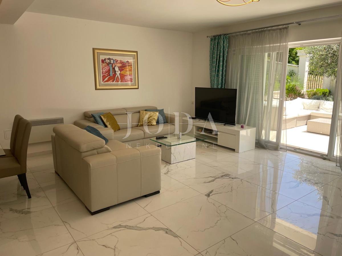 Casa Dramalj, Crikvenica, 204m2