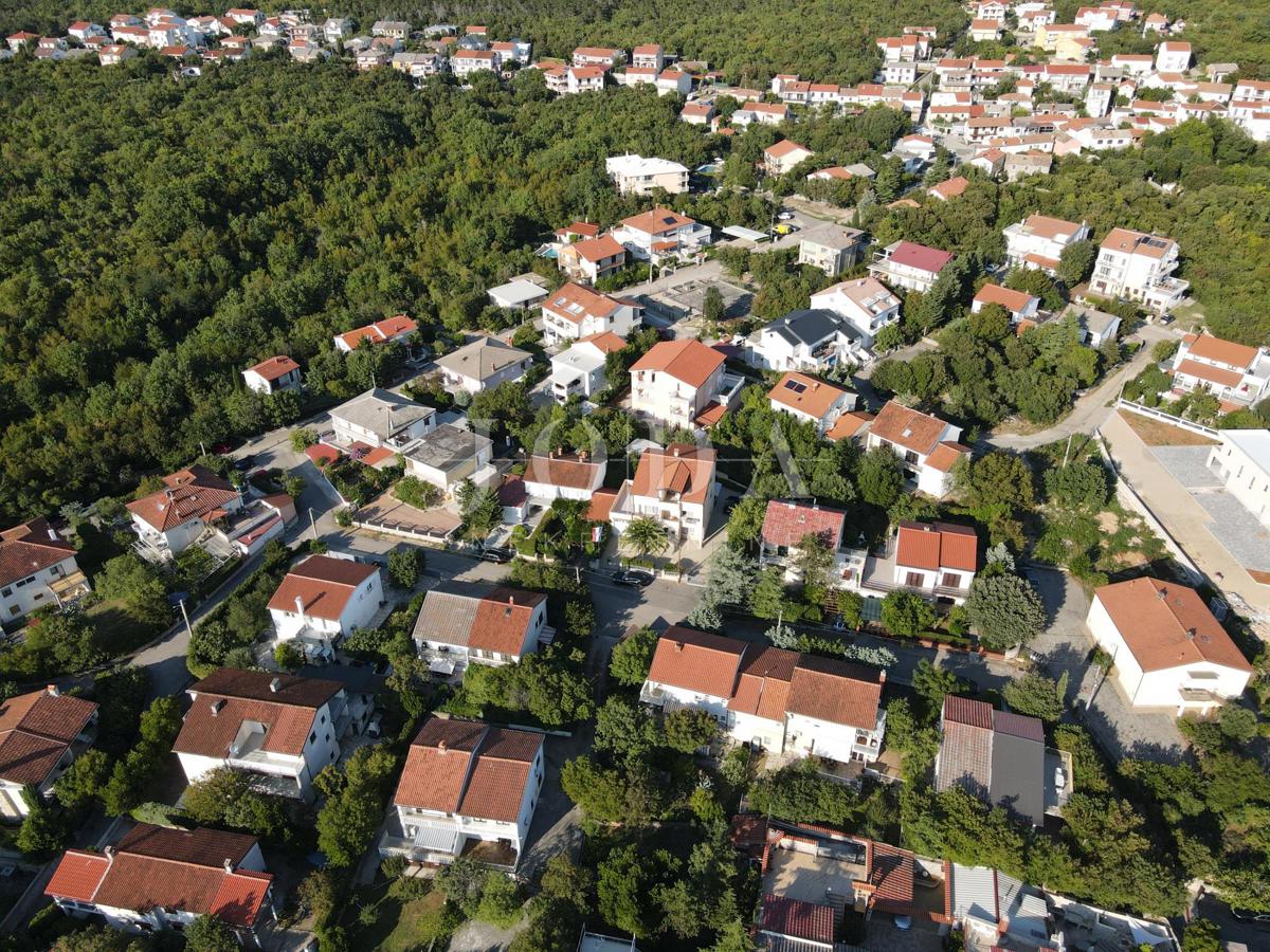 Appartamento JADRANOVO con garage, cucina estiva e taverna