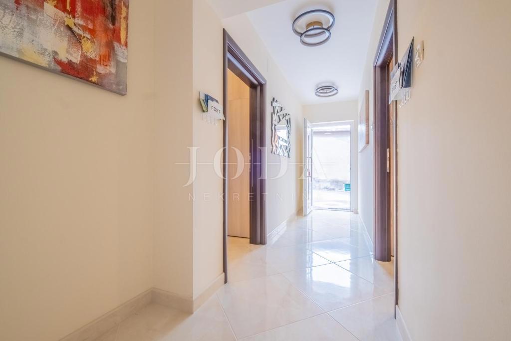 Casa Novi Vinodolski, 160m2