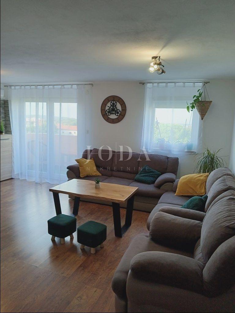 Allogio Arsenal, Pula, 108m2