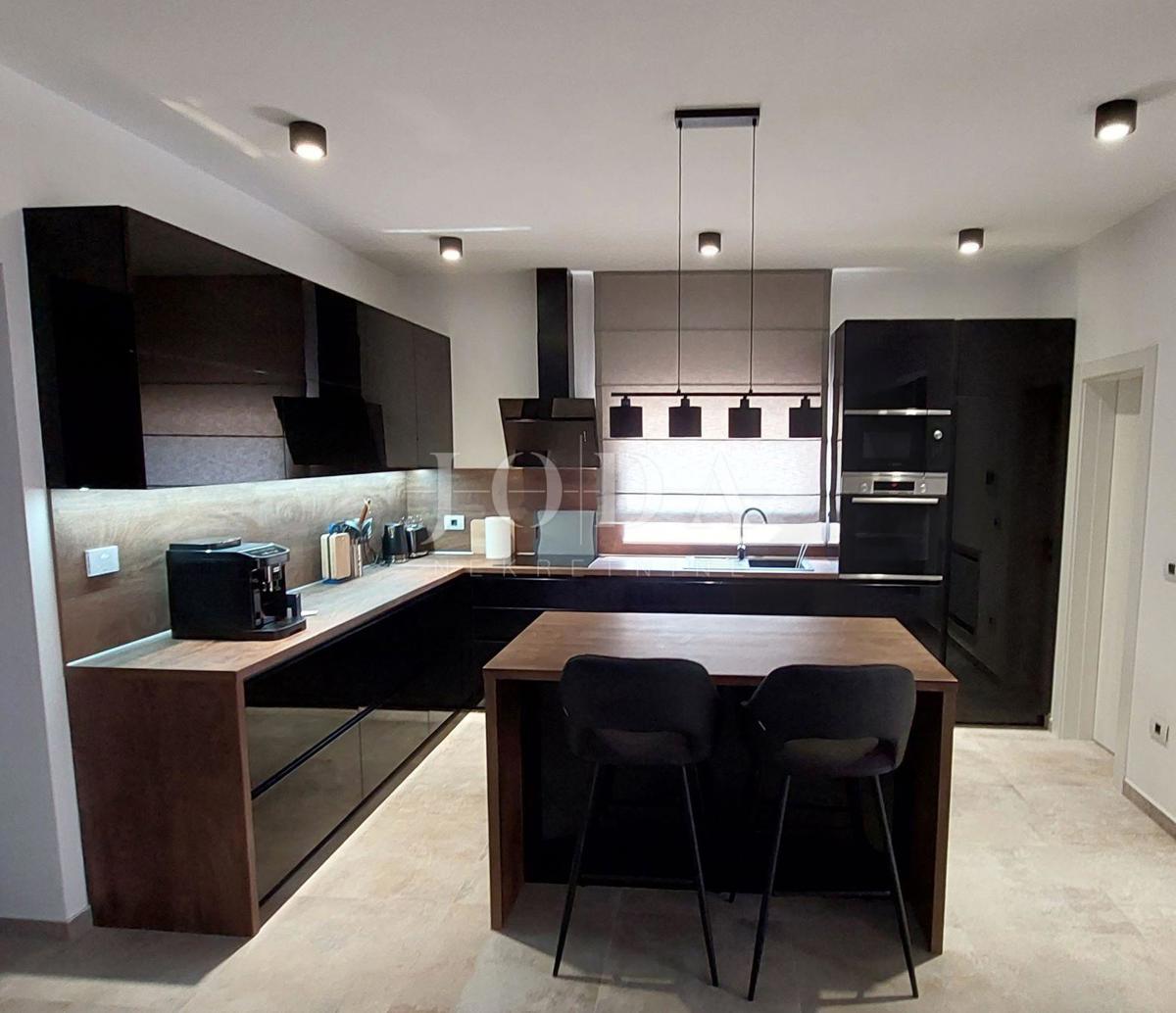 Casa Labin, 287,30m2