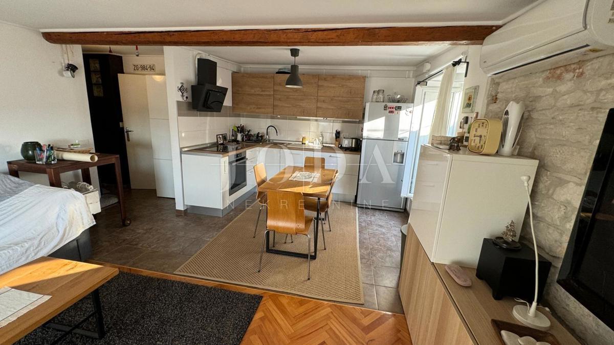 Allogio Arsenal, Pula, 42,87m2