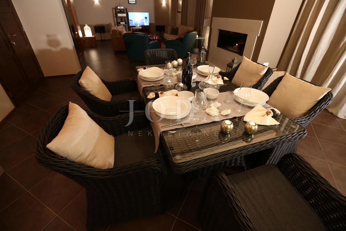 Casa Svetvinčenat, 440m2